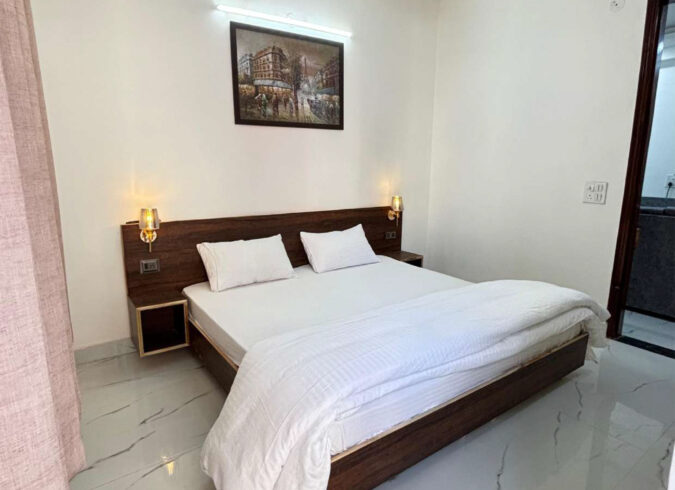 Peaceful Huts 2BHK Standard Corporate Stay in New Delhi